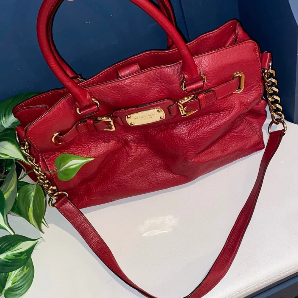 Michael Kors Hamilton‎ Red Pebbled Leather Shoulder Bag